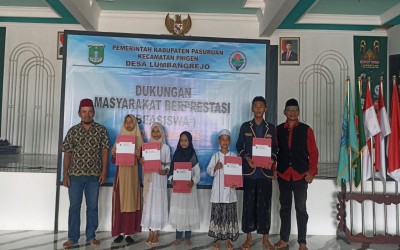 Pemerintah Desa Lumbangrejo Berikan Bantuan Pendidikan dan Apresiasi Siswa Berprestasi MTs Negeri 3 Pasuruan
