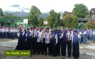 TIM LKBB PASMANEGA MTsN 3 BOYONG JUARA 2 MULA & BEST COSTUME SE JAWA TIMUR